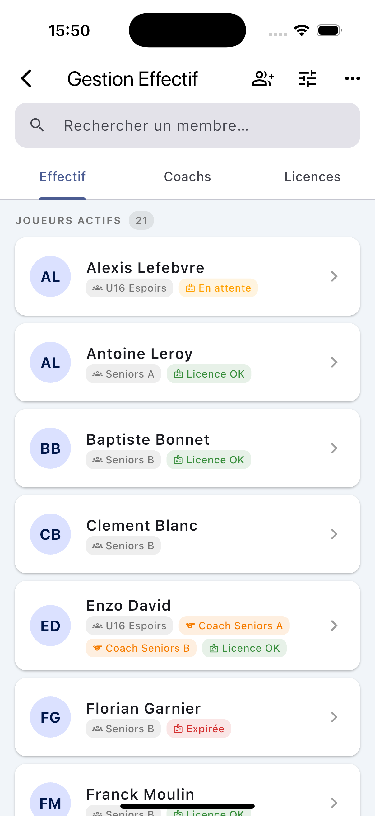 Fiche joueur et statistiques dans Peryod